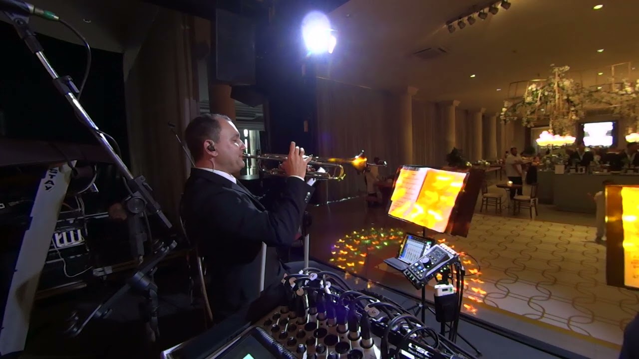 Recepção aos convidados no Salão de Festas Félix Petrolli Rio Preto SP