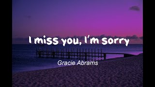 Gracie Abrams - I miss you, I’m sorry (Lyric Video) Resimi