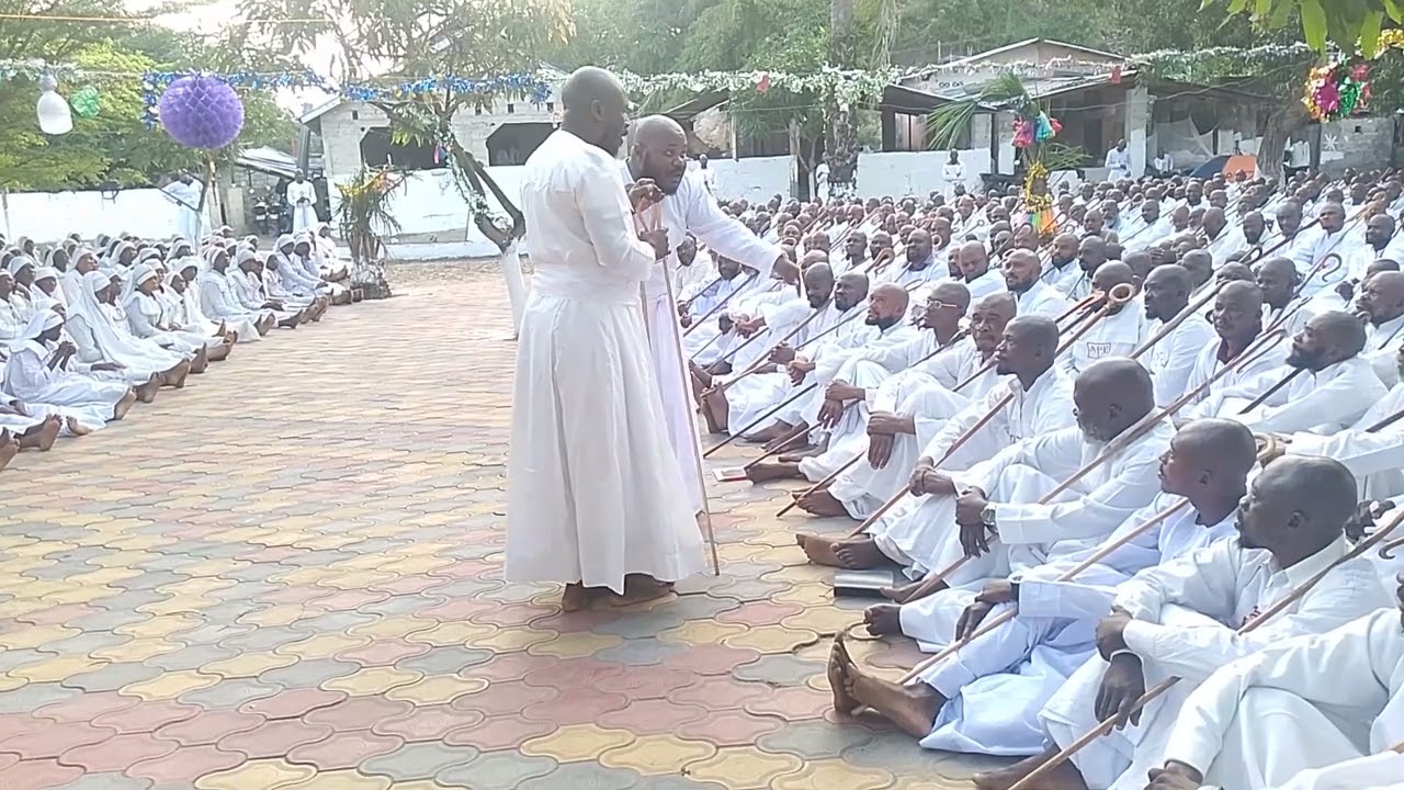 Vangueri of Simon kamba prophète v angola au temple komborera Kinshasa 🇨🇩