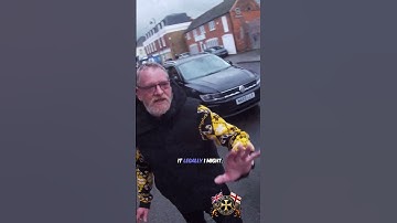 🏴󠁧󠁢󠁥󠁮󠁧󠁿 Chat with a couple locals while putting the flags up 🏴󠁧󠁢󠁥󠁮󠁧󠁿 faversham flagging