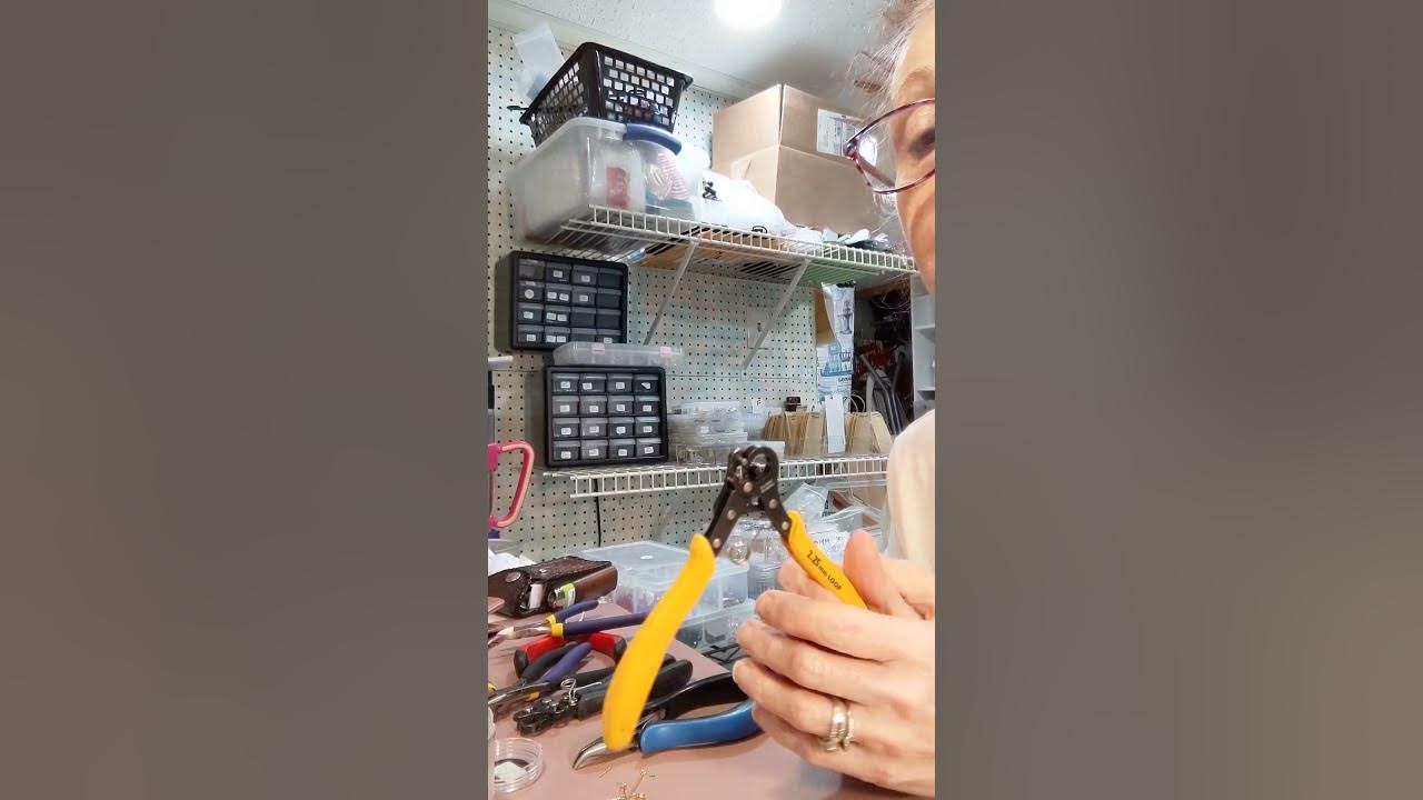 How to Use the One Step Wire Looping Pliers from BeadSmith 