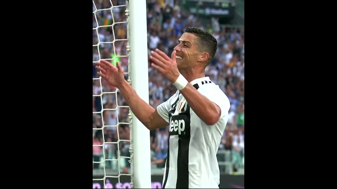 Rare Ronaldo Moments 🙄