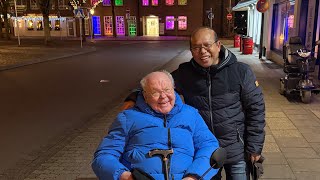 A meeting on the street - A joyous celebration of the birth of Christ ☺️☺️☺️