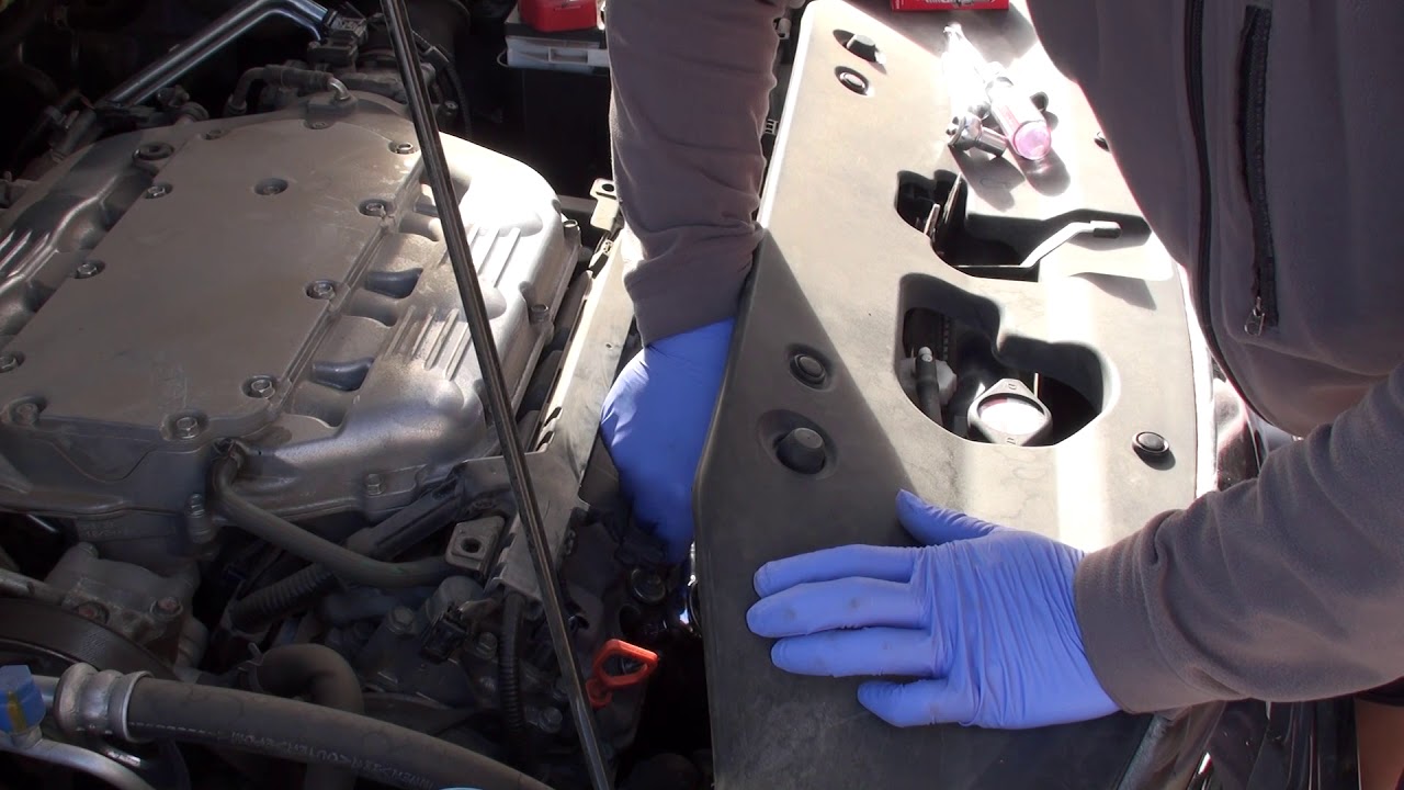 Honda V6 Spark Plug Replacement - YouTube