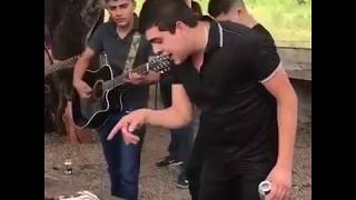 Con un trago del 70 pero que este bien helado 🎵🎸 - Beto Vega Ft. Los Minis De Caborca (En Vivo 2017)