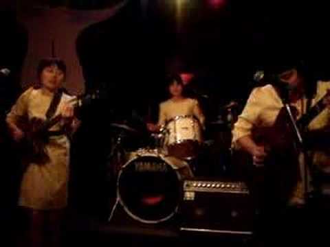 Mama Guitar -"Stop, Look & Listen" Live Sept 3 '06 Part#12