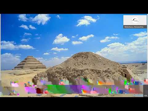 نصوص الاهرام في قرن من الدراسات