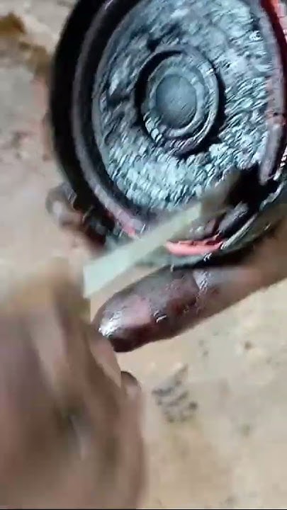 Шкода Октавия, а 7 устраняем массажёр,маслоотделитель. - YouTube