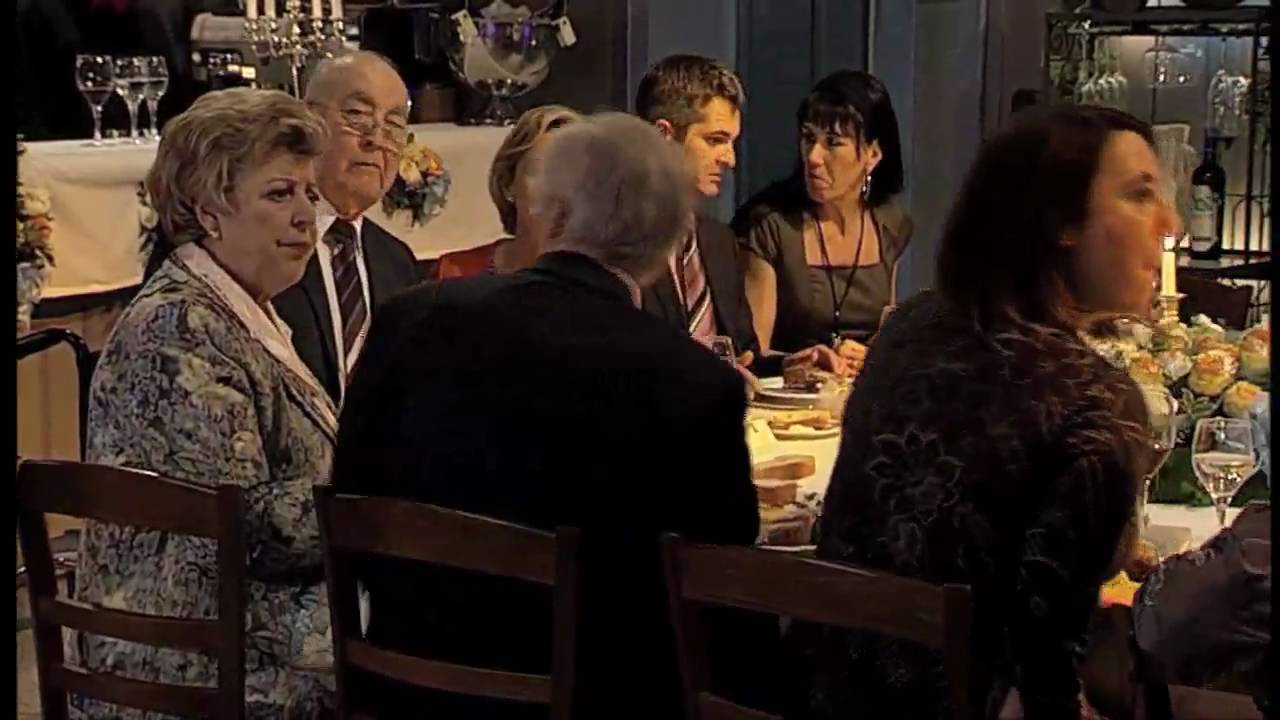 "Lindenstraße" Outtake: Mutter Beimers Messer-Attacke!