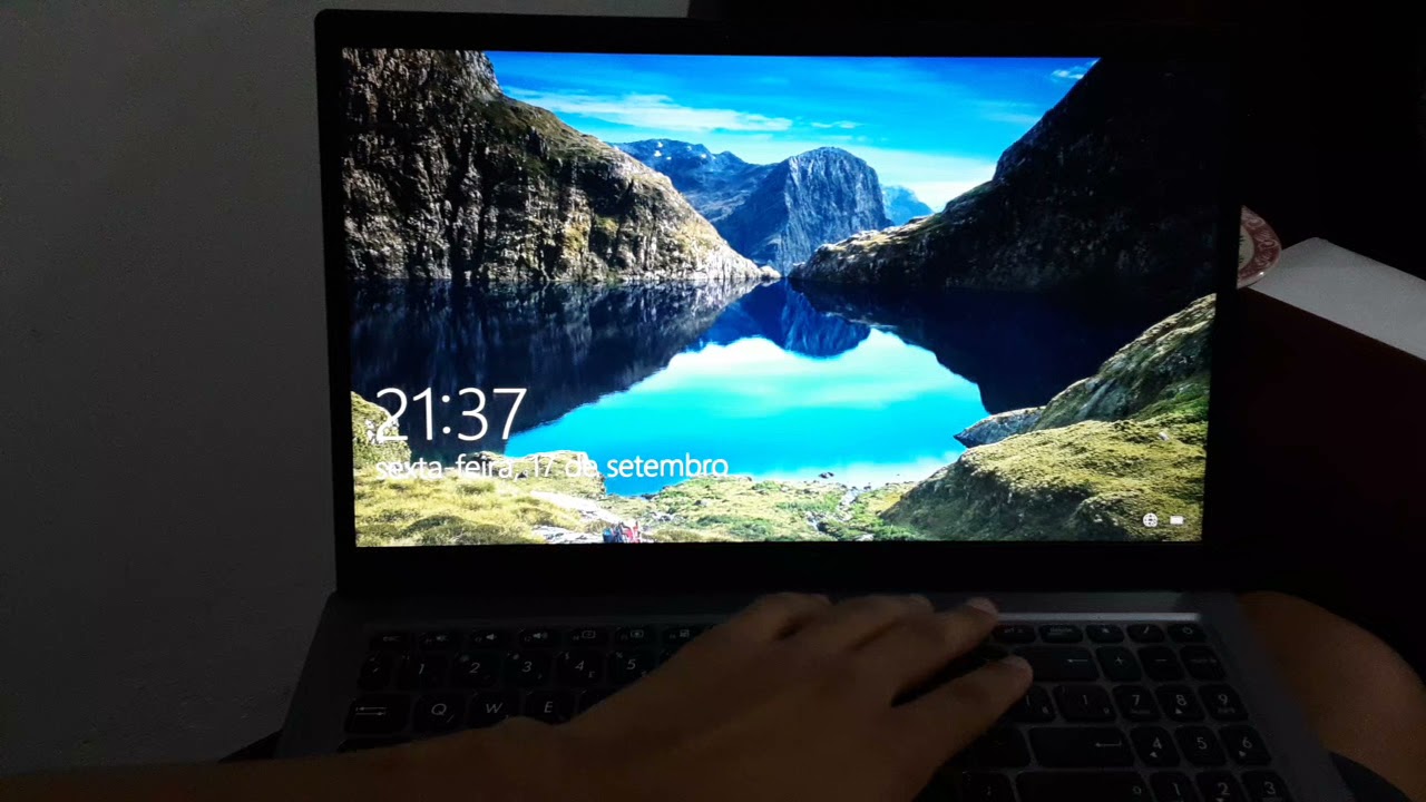 Notebook ASUS M515DA-EJ533T, AMD Rysen 7 3700U 8gb ram 256gb SSD