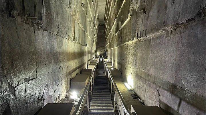 Full tour inside the Great Pyramid of Giza | Pyram...