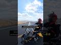 Quem aí canta no capacete? #motociclismo #memes
