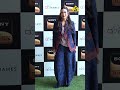 KARISMA KAPOOR, REMO D'SOUZA & OTHERS SPOTTED FOR SHOOT #karismakapoor
