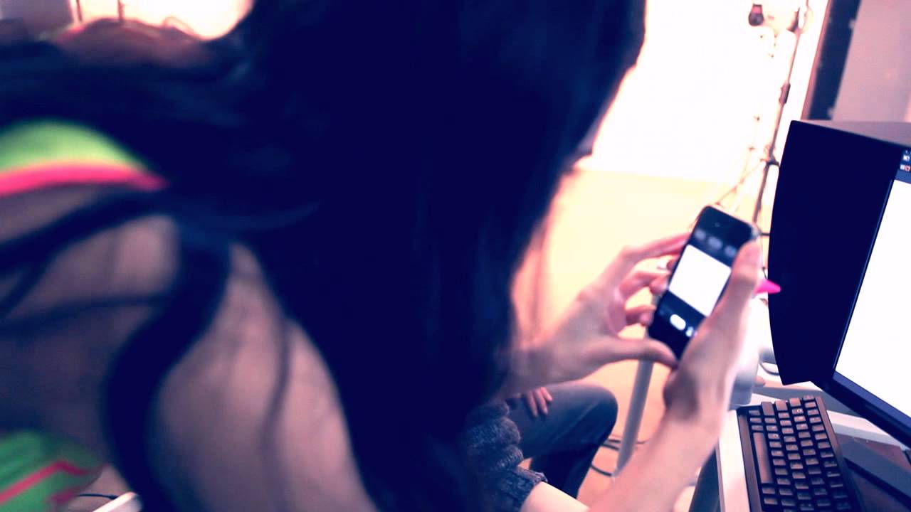 FELTICS 2013 SUMMER LOOKBOOK MAKING