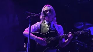 “graceland too” phoebe bridgers live in san diego
