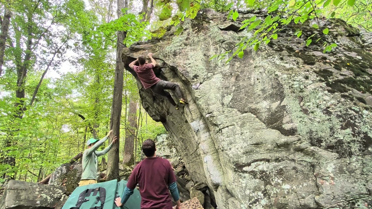 New River Gorge Bouldering - The White - V7