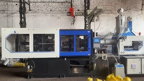 350 TON SERVO INJECTION MOLDING MACHINE WITH 3 AXIS ROBOT
