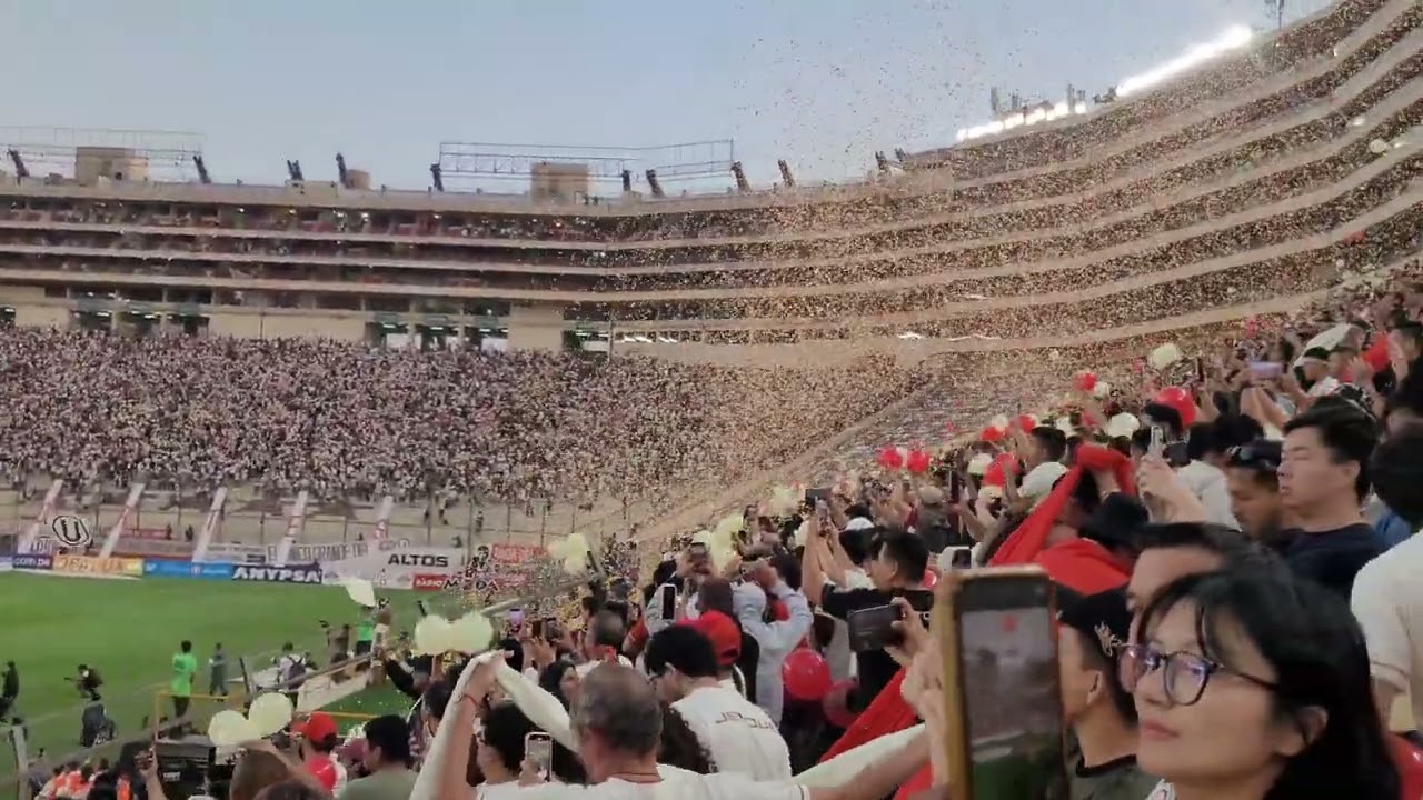 Estadio monumental "U" 2025