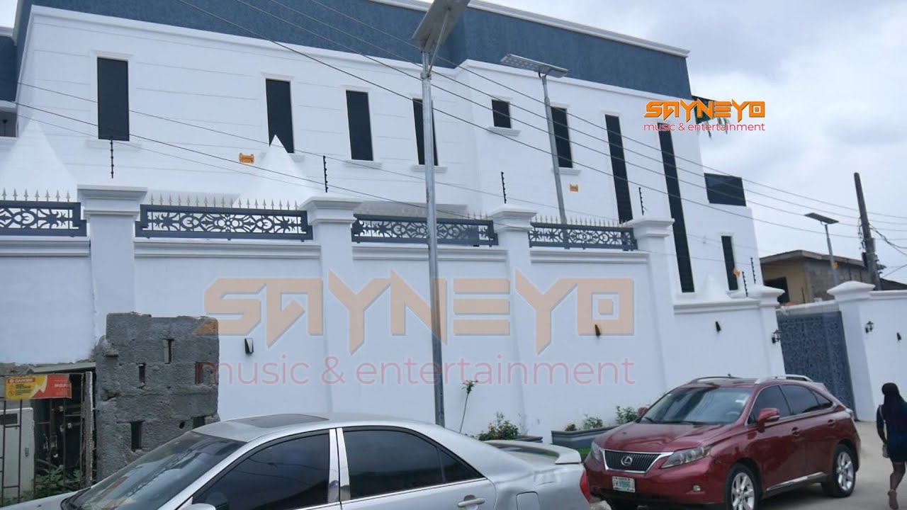 ARRIVAL OF ALABI PASUMA AT HIS NEW MULTI MILLION HOUSE WARMING