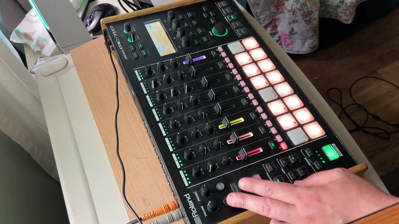 Dark Synth/Dark Trap/Industrial Roland MC-707 (Four Tracks) - YouTube