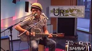 Blues Rocker Ash Grunwald on UR