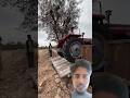 new Massey tractor 242 kis tarah driver utar raha hai dekho#massye #trector #vlogs