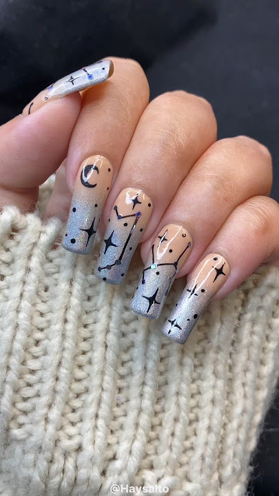 Dreamy holo constellation nail art ✨🤍 #diynails #nailarttutorial #holo #holonails #nailart