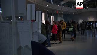 Election day voting begin in U.S.