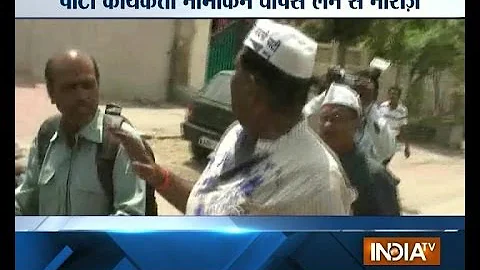 Ink thrown at former AAP candidate Ajay Somani by ...