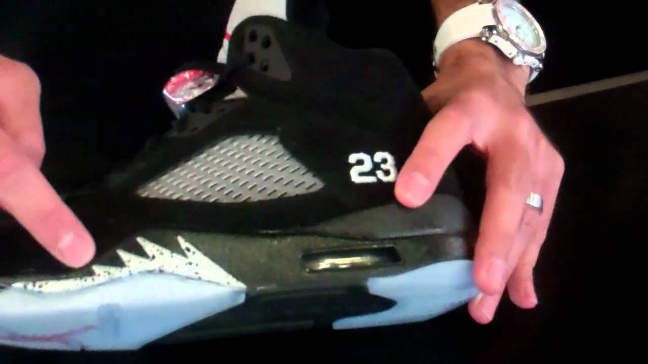 Air Jordan V (5) Black / Metallic Silver @ Neo39