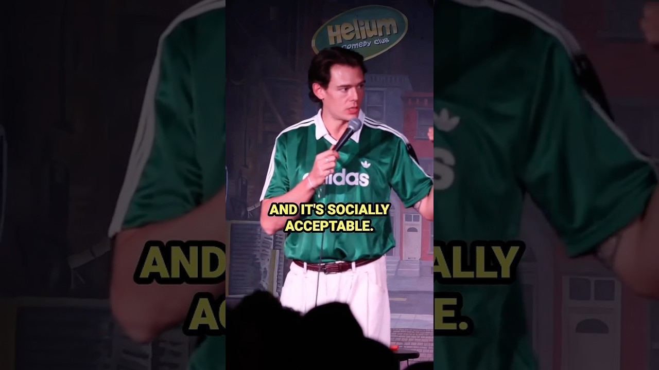 German breaks down American Football