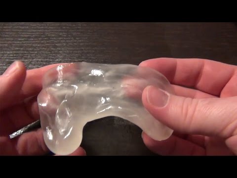 Video: Come si modella la plastica sottovuoto?