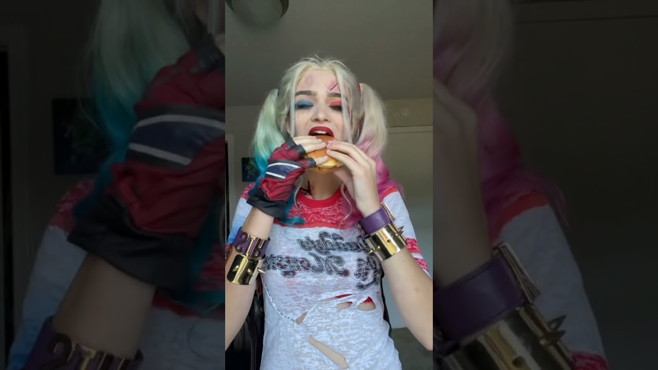 🍔 Harley Quinn 🎭 #harleyquinn #harley #joker#batman #macdonalds #dc #dccomics #love  #lovestory #4k
