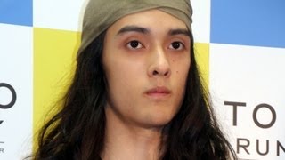 栗原類登場！「東京ランウェイ 2013 S/S」