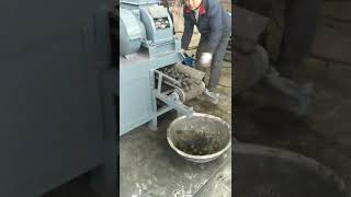 :  .      Small coal pressing machine