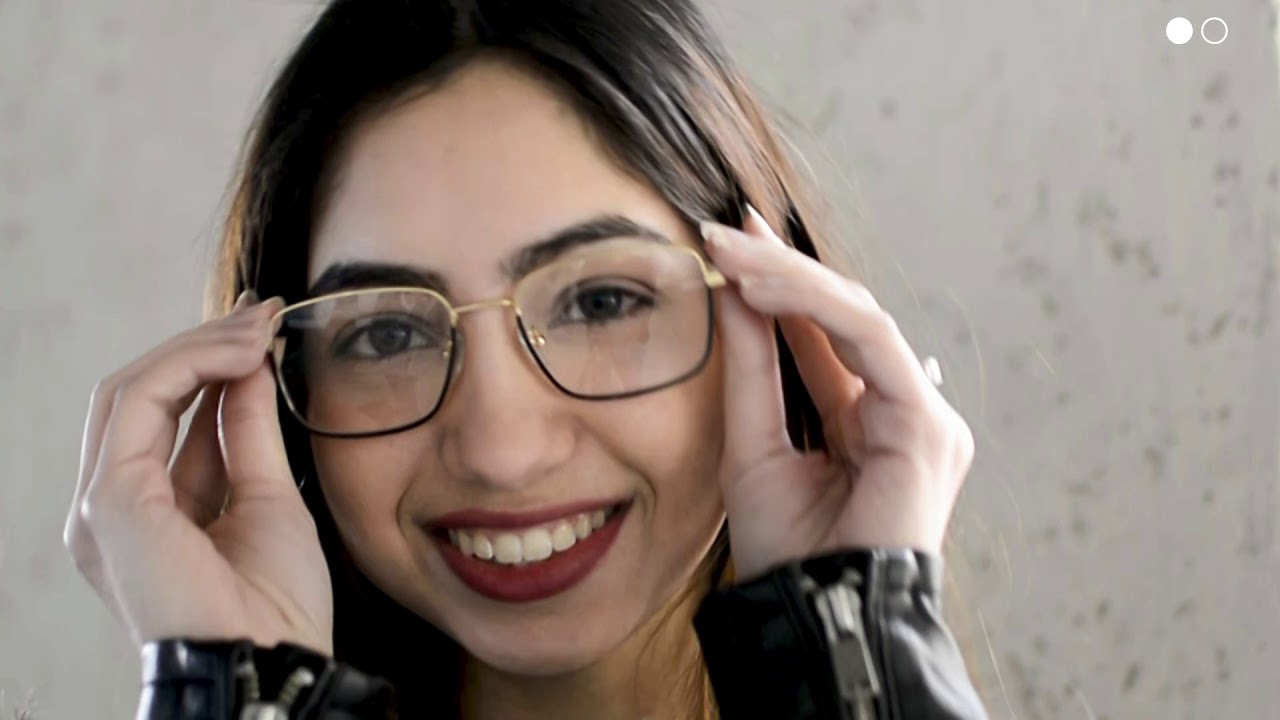 10 Iconic Women's Eyeglass Trends of 10 Decades