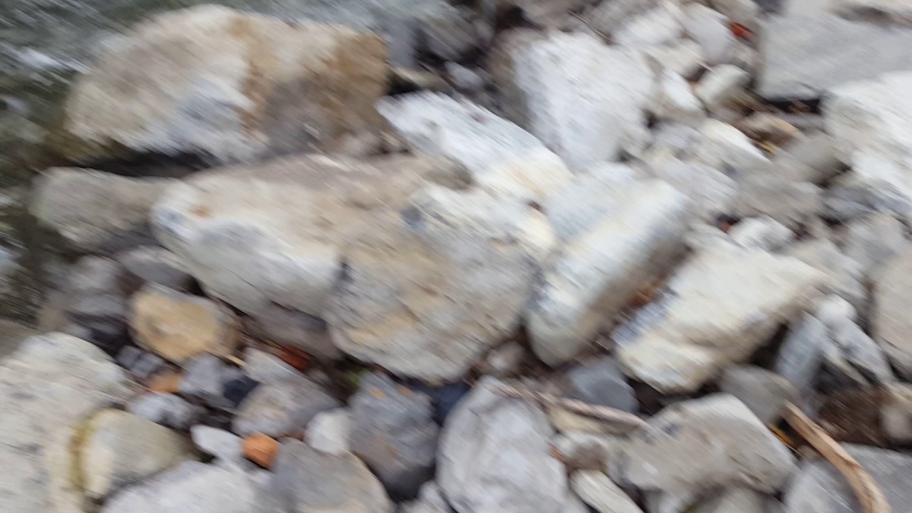 Throwing big rocks - YouTube