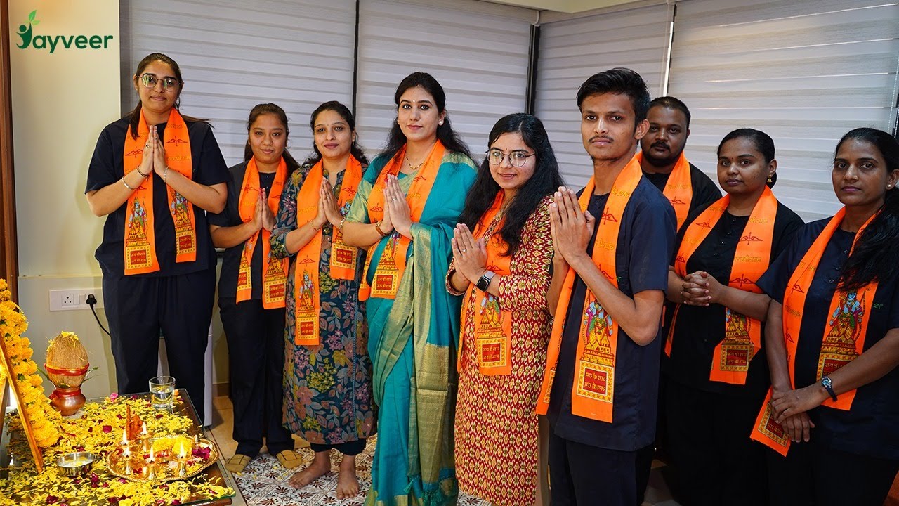 Jayveer Ayurveda Hospital Radiates with Devotion on Ayodhya's Auspicious Day 