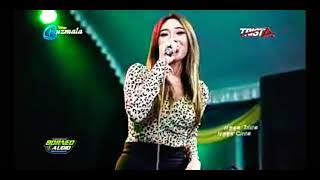 Diva Rina indra goyang mentul