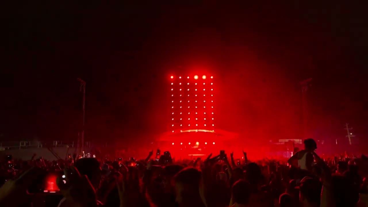 Black Coffee plays “Music Sounds Better With You” by Stardust in Melbourne 2025