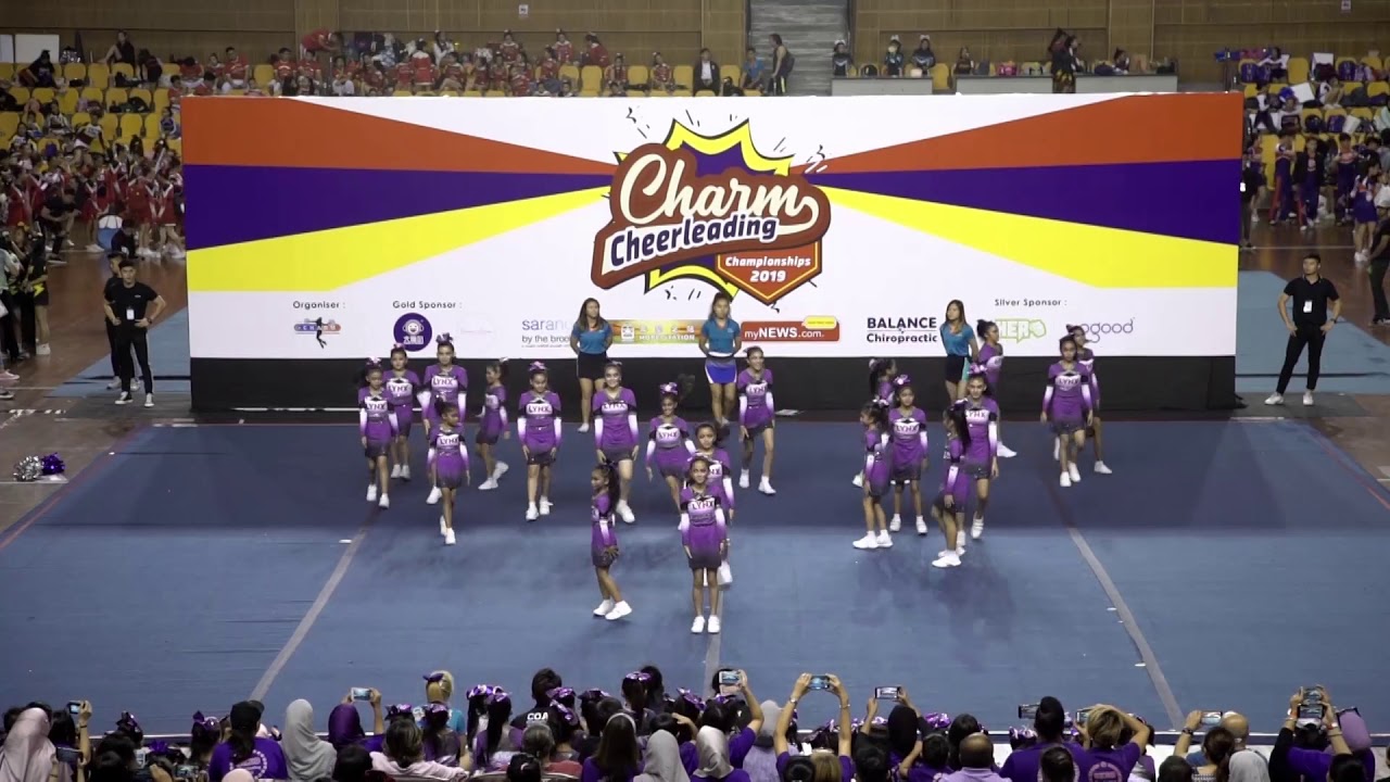 C3 2019  #30 LADY LYNX  Team Cheer Peewee Intermediate Level 2