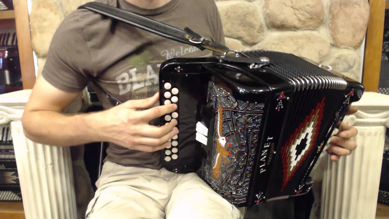 2263 - Decorated Eagle Planet Squeezebox G-C MMM 21 8 $795