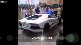 Dubai police drive 700-hp Lamborghini Aventador