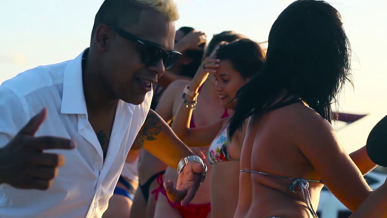 Assista a GUSTAVO SAGAIZ - É NOIS DAQUELE MODELINHO - CLIPE OFICIAL no YouTube Assista a GUSTAVO SAGAIZ - É NOIS DAQUELE MODELINHO - CLIPE OFICIAL no YouTube