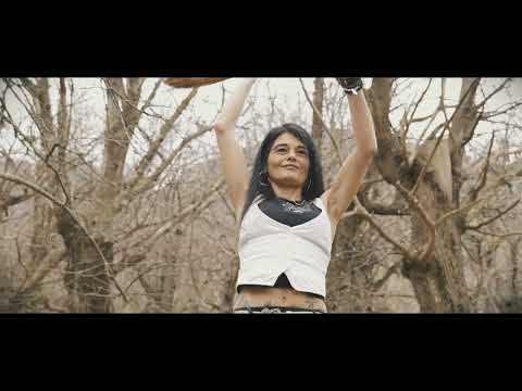Video Siamo eroi - salviamo la terra - il ballo del riciclo ?