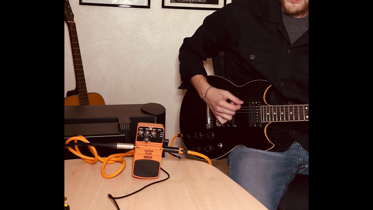 Yamaha SG-510 and Behringer SF300 Demo