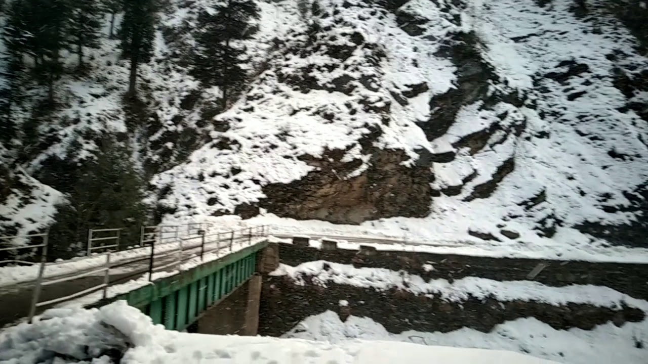 Heavy snow fall in kashmir / new punjabi sad romantic punjabi sad snow fall status