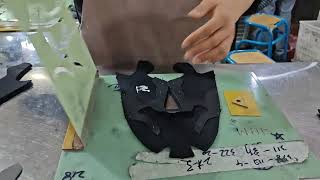 Industrial sewing machine for the shoe upper automatic sewing.