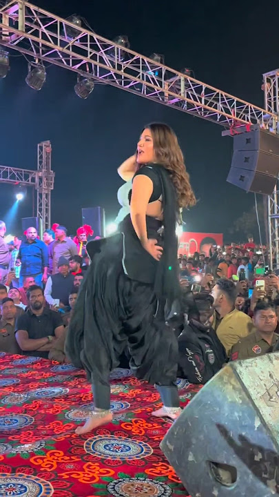 सपना चौधरी ने लगा दी आग | Matak Chalungi | Sapna Choudhary New Song | New Haryanvi Song 2025