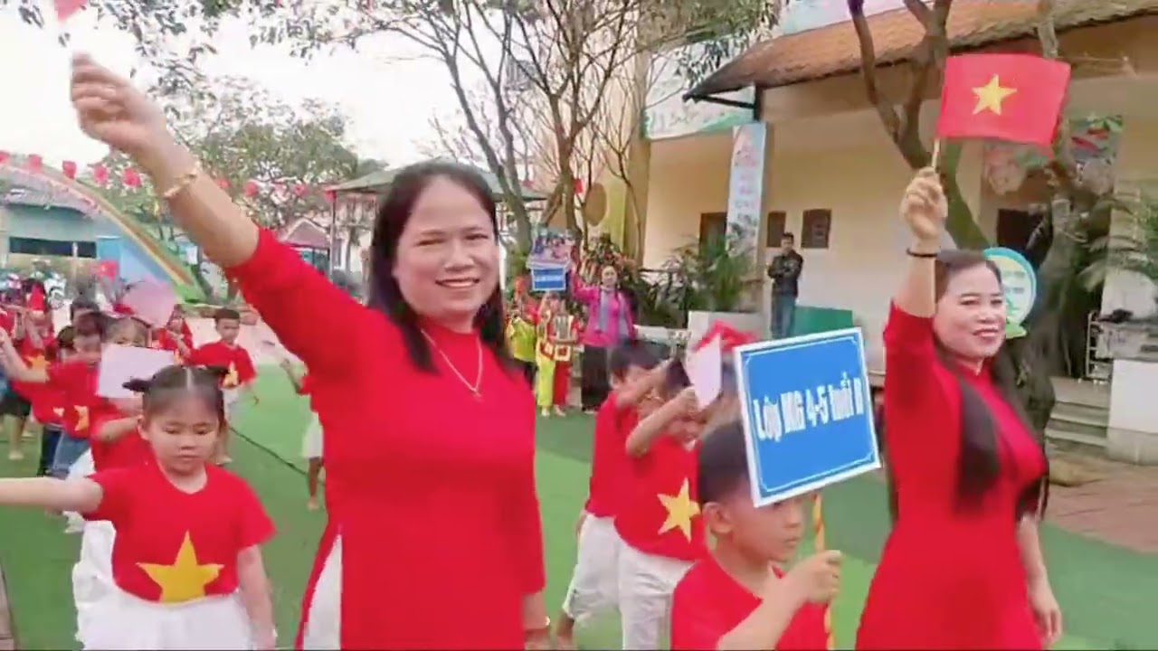 HĐTN : BÉ TẬP LÀM CHÚ BỘ ĐỘI- TRƯỜNG MN HẢI QUẾ